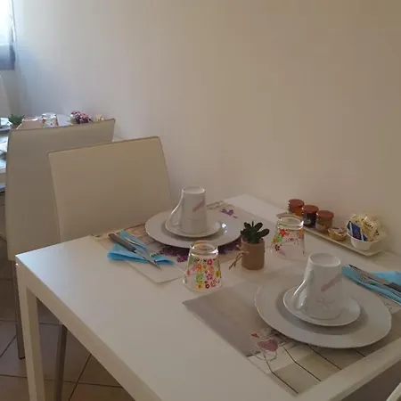 Orchidea לינה וארוחת בוקר אולביה