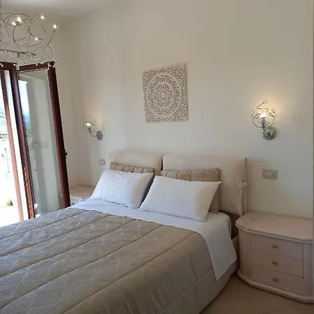 לינה וארוחת בוקר Orchidea אולביה