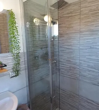 Orchidea 3* אולביה